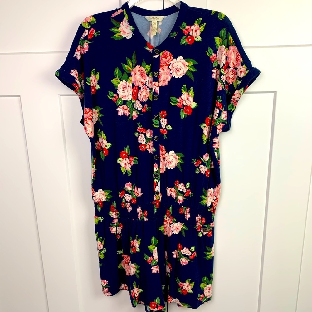 Matilda Jane LARGE Navy Floral Be Bold Romper SHORTS Button Front